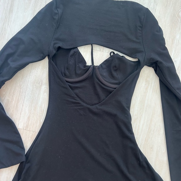 Oh Polly Black cutout dress - Picture 4 of 4